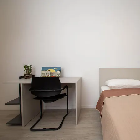 Fole 4* Τίρανα