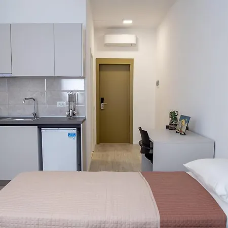 Fole Aparthotel Tirana