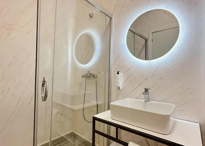 Fole Apart Otel Tiran